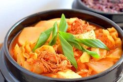 Cách làm kim chi cải thảo hầm đậu phụ