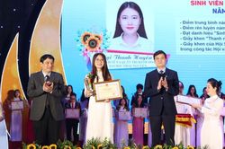 Những sinh viên 'vừa hồng, vừa chuyên'
