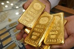 Bất ngờ khi giá vàng 'gấp rút' đi xuống