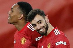 Fernandes: 'Đôi khi Solskjaer phải đuổi tôi khỏi sân tập'