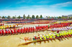 Việt Nam cất cánh bằng bản lĩnh