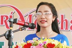 Nữ giám đốc dọa tung clip 'nóng' tống tiền hiệu trưởng