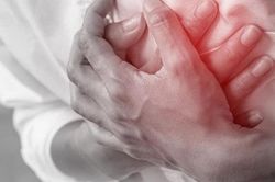 3 đặc điểm nhận biết bệnh nhồi máu cơ tim và 4 kiểu người tốt nhất nên đi kiểm tra