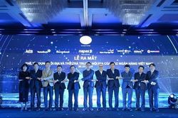 Các ngân hàng bắt tay cùng công ty thanh toán ra mắt thẻ tín dụng nội địa