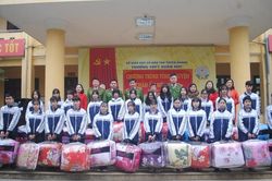Ấm áp, yêu thương cho một mùa đông không lạnh