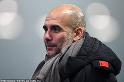 Pep Guardiola kêu gọi cầu thủ Man City bình tĩnh