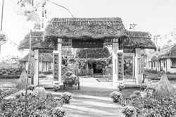 Hội An mở phiên chợ Tết xưa mua bán bằng... tiền xu