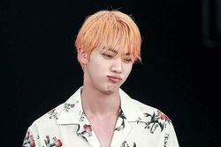 Jin BTS từng hờn dỗi mẹ chỉ vì một cái bánh pizza