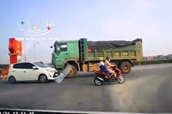 Tài xế xe ben bị lái xe con 'dạy dỗ' vì đi ngược chiều