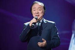 Thanh Hoa, Thu Hiền, Đăng Dương bàng hoàng khi NSND Trung Kiên qua đời