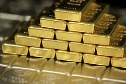 'Ngóng' bình luận về lạm phát từ FED, vàng, USD cùng sụt giá