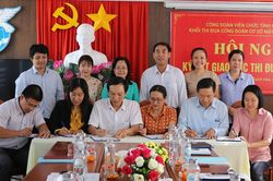 Ký kết giao ước thi đua năm 2021