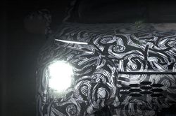 Mitsubishi Outlander 2021 tung teaser trước giờ G, sẽ ra mắt vào ngày 16/2 tới