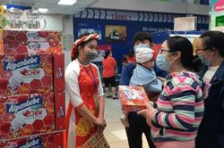 Sinh viên làm thêm mùa Tết: Cẩn trọng kẻo mắc lừa