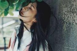 Đi ăn nhà hàng, tôi ngớ người khi thấy anh chàng xe ôm từng bị tôi từ chối nay mặc vest bảnh bao, đi chiếc ô tô tiền tỷ