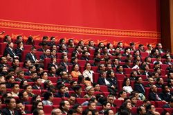 Đại biểu thảo luận và biểu quyết thông qua số lượng Ủy viên Ban Chấp hành Trung ương Đảng khóa XIII