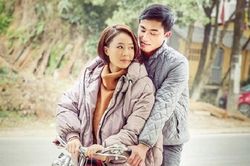 Hướng dương ngược nắng: Loạt ảnh hậu trường hé lộ Châu sẽ yêu Phúc?