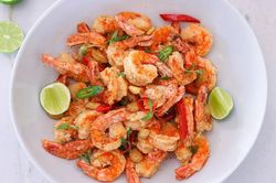 Tôm chiên muối tiêu nhanh gọn trong 10 phút