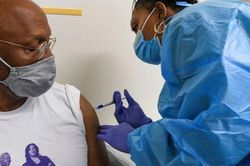 Công ty Mỹ tuyên bố vaccine có hiệu quả chống lại biến chủng Covid-19 mới