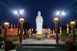 Sóc Trăng: Chùa Minh Đức an vị tôn tượng Bồ-tát Quán Thế Âm