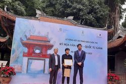 Sinh viên trường Đại học Xây dựng đoạt giải Nhất cuộc thi 'Ký họa Văn Miếu-Quốc Tử Giám'