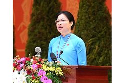 Giúp phụ nữ tiếp cận, thụ hưởng chính sách an sinh xã hội, phúc lợi xã hội