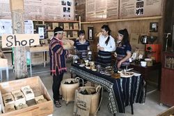 Nuôi giấc mơ Chappi giữa rừng núi Lạc Dương