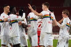 Đấu sớm vòng 19 Bundesliga: Stuttgart củng cố vị trí thứ 10