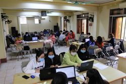 Bên trong 'sở chỉ huy' đặc biệt truy vết F0 ở Hải Dương