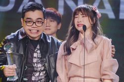 Khoe thần thái chuẩn như Hòa Minzy: khóc những vẫn phải xinh