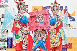 Dung dăng dung dẻ đón Tết