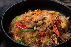 Công thức làm miến xào kiểu Thái