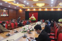 Có 2 ca nhiễm Covid-19, Hòa Bình cho học sinh nghỉ học