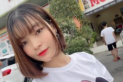 Vợ Mạc Văn Khoa nổi giận vì bị dân mạng hỏi 'kém duyên': Sao tag tên chồng hoài vậy?
