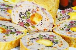 Cách làm giò hoa ngũ sắc đẹp mắt cho mâm cơm ngày Tết