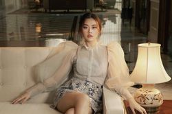 Quá xinh đẹp, thuần khiết Á hậu Tường San khiến fan thương nhớ
