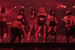 Knet cho rằng BlackPink bán vé concert online quá rẻ, lý do vì?