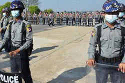 Quân đội Myanmar thông báo trả tự do cho nhiều quan chức cấp cao