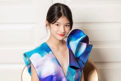 Con gái 13 tuổi cao 1m63 của Trương Ngọc Ánh xinh đẹp giống mẹ