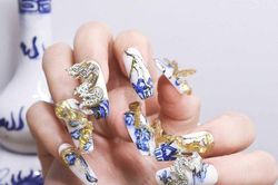 'Sửng sốt' với bộ nail 'Cúng' ông Công ông Táo có 1-0-2 của 9X Hà Nội