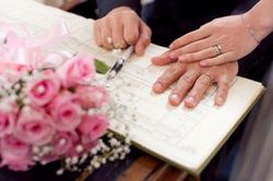 Đàn ông chung thủy sẽ không để bạn đời phải chịu 3 điều thiệt thòi này