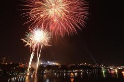 Hà Nội hủy bắn pháo hoa ở 29 điểm đêm Giao thừa Tết Nguyên đán 2021