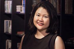 Đạo diễn Kay Nguyễn làm giảng viên khóa học biên kịch 'Show don't tell'