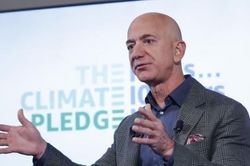 Tỷ phú Jeff Bezos sẽ thôi chức Tổng giám đốc tập đoàn Amazon