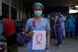 Bác sĩ Myanmar nhất loạt đình công, quân đội vẫn 'làm ngơ'