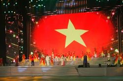 Hoành tráng Khát vọng - Tỏa sáng mừng Đảng, mừng Xuân