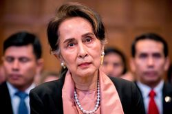 Bà Aung San Suu Kyi có thể phải ngồi tù 3 năm