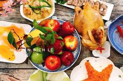 Chị em nô nức khoe mâm cúng ông Công ông Táo khiến dân mạng trầm trồ