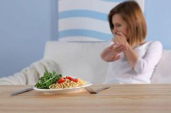 3 kiểu ăn sáng này sẽ gây tắc mạch máu và tăng huyết áp