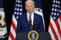 Ông Biden: Mỹ sẽ đối đầu với Trung Quốc trên nhiều mặt trận